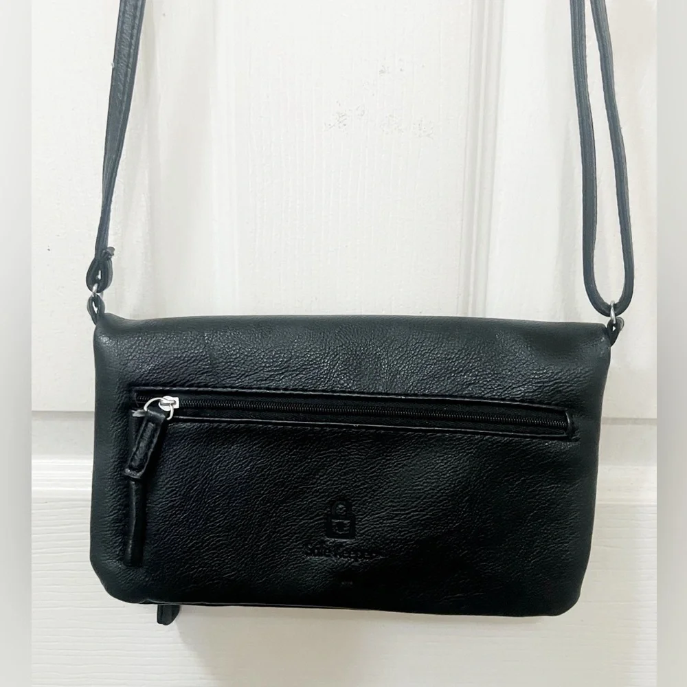 New SafeKeeper Black Crossbody Bag - Picture 1 of 8